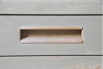 ビンテージ家具　昭和中期　インダストリアルなアイアンキャビネット(収納棚)(R-036703)