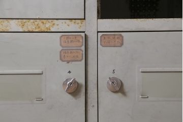 ビンテージ家具　昭和中期　インダストリアルなアイアンキャビネット(収納棚)(R-036703)