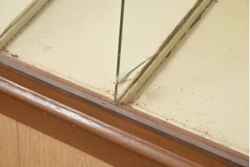 アンティーク家具　昭和中期　ナチュラルでレトロなガラスケース(ショーケース、陳列棚、マス目)(R-036708)