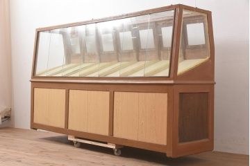 アンティーク家具　昭和中期　ナチュラルでレトロなガラスケース(ショーケース、陳列棚、マス目)(R-036708)