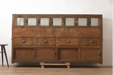 アンティーク家具　昭和中期　ナチュラルでレトロなガラスケース(ショーケース、陳列棚、マス目)(R-036708)