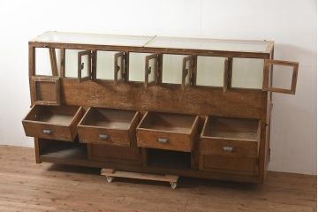 アンティーク家具　昭和中期　ナチュラルでレトロなガラスケース(ショーケース、陳列棚、マス目)(R-036708)
