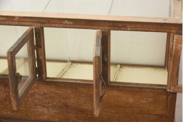 アンティーク家具　昭和中期　ナチュラルでレトロなガラスケース(ショーケース、陳列棚、マス目)(R-036708)
