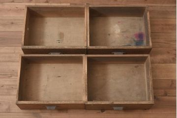 アンティーク家具　昭和中期　ナチュラルでレトロなガラスケース(ショーケース、陳列棚、マス目)(R-036708)