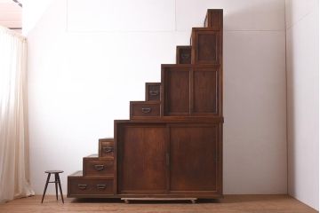 アンティーク家具　明治期　ケヤキ材　上手物　特大サイズの階段箪笥(R-036712)