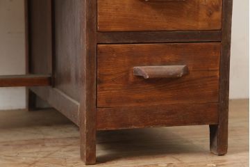 レトロ家具　木製　栓材　温もりたっぷりの大振りな片袖机(デスク、在宅用、在宅ワーク)(R-036716)