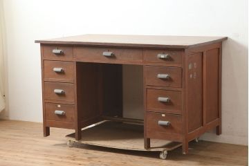 レトロ家具　ナラ材　昭和レトロの素朴な両袖デスク(机、在宅ワーク、在宅用)(R-036718)