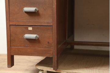 レトロ家具　ナラ材　昭和レトロの素朴な両袖デスク(机、在宅ワーク、在宅用)(R-036718)