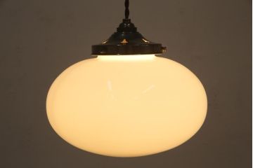 アンティーク照明　昭和初期　ぽってりとしたシルエットが愛らしい吊り下げ照明(天井照明、ペンダントライト)