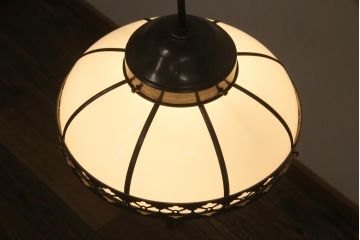 アンティーク照明　和製アンティーク　タッセル(飾り房)付き　提灯のような形が魅力の吊り下げ照明(天井照明、ペンダントライト)(R-036729)