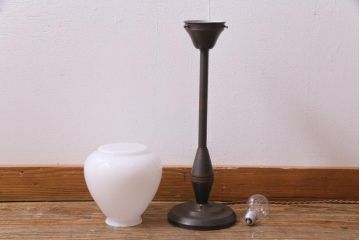 アンティーク照明　和製アンティーク　アイアン支柱　ぼんぼりのようなスタンドライト(照明、フロアスタンド)