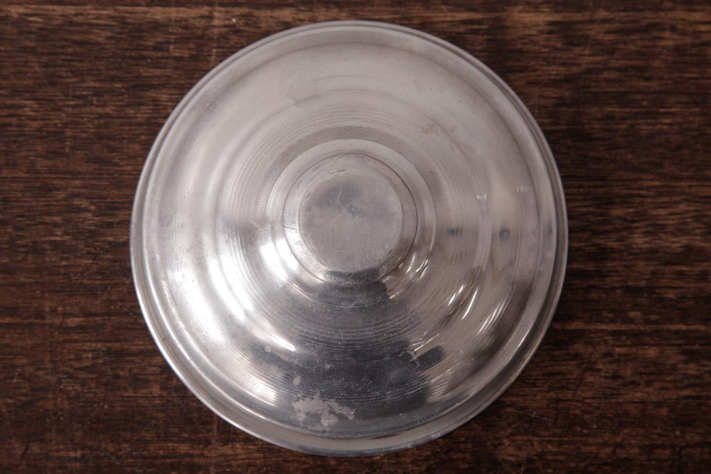 レトロ雑貨　アルミ蓋付き　昭和レトロのエンボス入りガラスビン(ガラス瓶、角瓶)(R-036734)