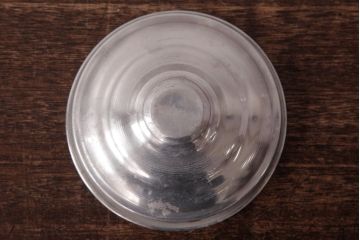 レトロ雑貨　アルミ蓋付き　昭和レトロのエンボス入りガラスビン(ガラス瓶、角瓶)(R-036734)