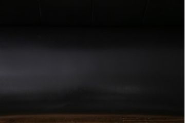 ヴィンテージ家具　日本製　当時物の黒いレザーが渋さ醸し出すソファ(2.5人掛けソファ、ビンテージ)
