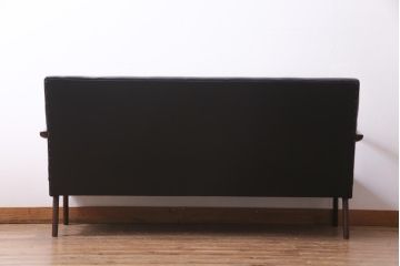 ヴィンテージ家具　日本製　当時物の黒いレザーが渋さ醸し出すソファ(2.5人掛けソファ、ビンテージ)