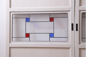 アンティーク建具　ラフジュ工房オリジナルステンドグラス　結霜ガラス・モールガラス入り　アンティークペイントに色ガラスが映える板戸2枚セット(建具、引き戸、ガラス帯戸)(R-036742)