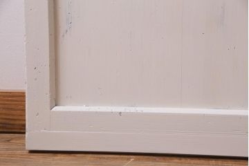 アンティーク建具　ラフジュ工房オリジナルステンドグラス　結霜ガラス・モールガラス入り　アンティークペイントに色ガラスが映える板戸2枚セット(建具、引き戸)