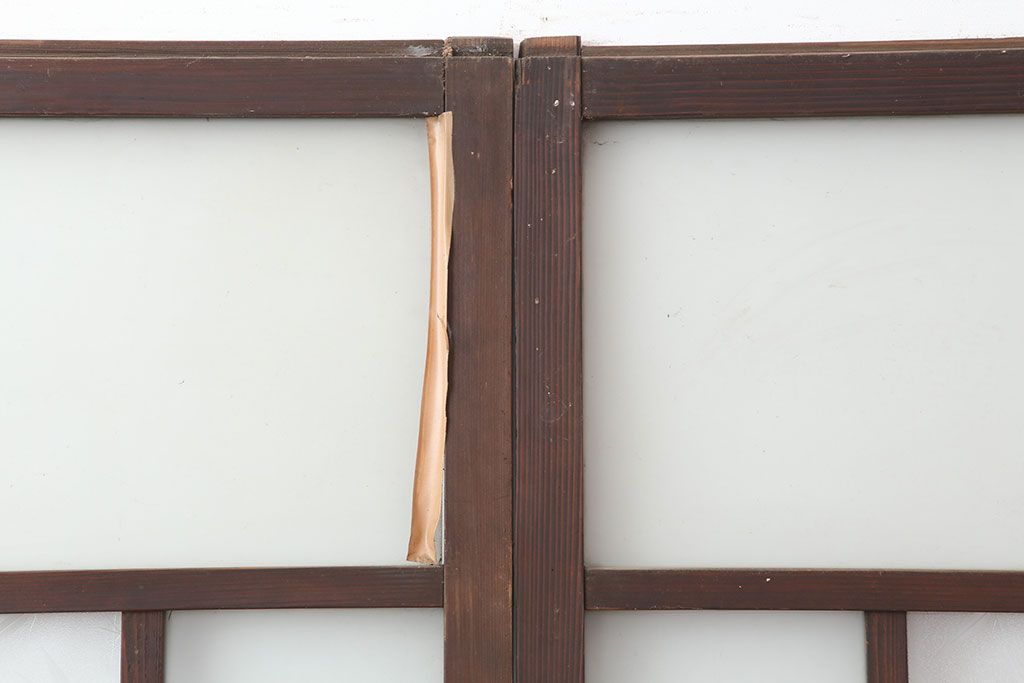 アンティーク建具　昭和初期　シンプルな木製フレームのガラス戸2枚セット　(R-036747)