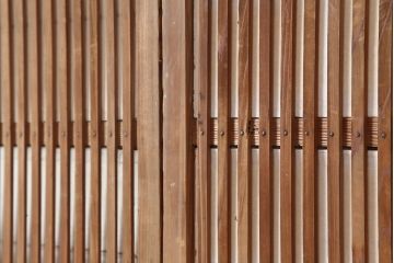 アンティーク建具　裏障子付き　木味と桟が魅力の格子戸2枚セット(引き戸、建具)(R-036753)