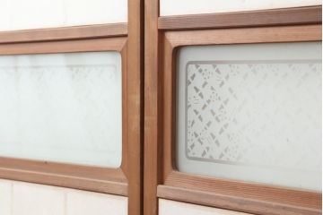 アンティーク建具　腰板ケヤキ材　横額入り障子戸2枚セット(ガラス帯戸、引き戸、建具)(R-036765)