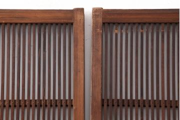 アンティーク建具　和製アンティーク　昭和初期　桟が存在感を放つ格子戸2枚セット(ガラス帯戸、引き戸、建具)(R-036770)