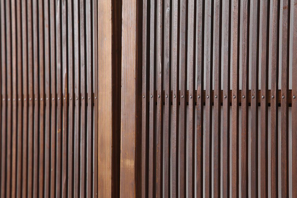 アンティーク建具　和製アンティーク　昭和初期　桟が存在感を放つ格子戸2枚セット(ガラス帯戸、引き戸、建具)(R-036770)