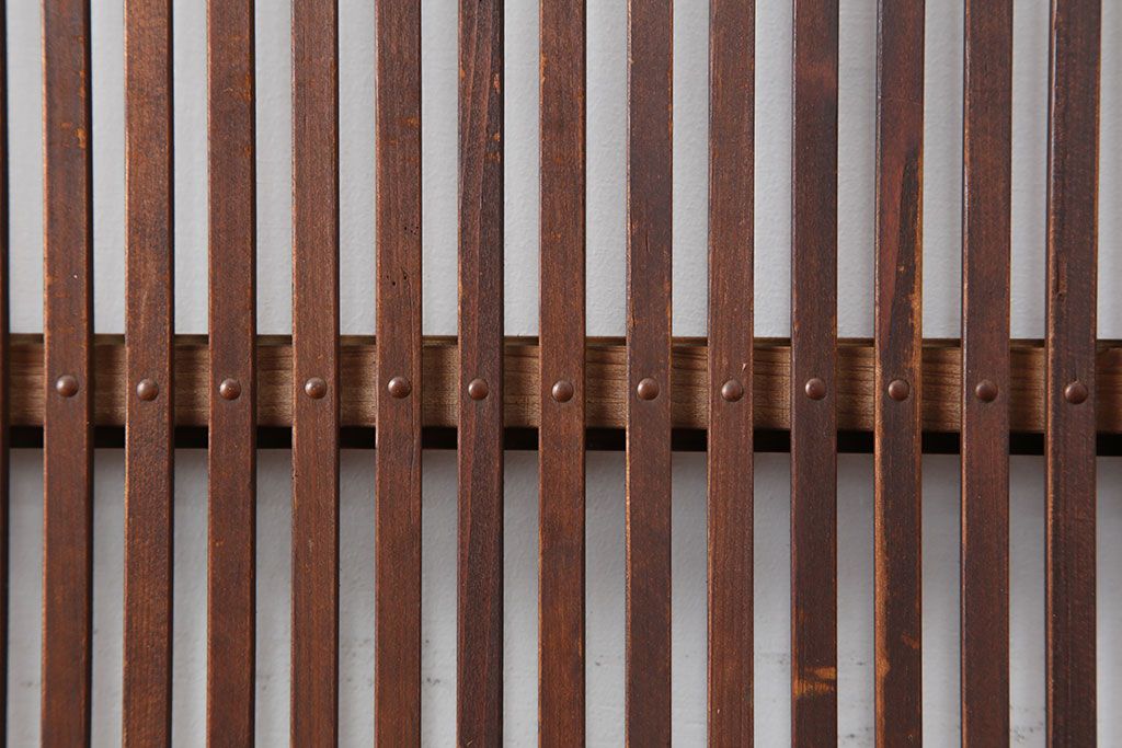 アンティーク建具　和製アンティーク　昭和初期　桟が存在感を放つ格子戸2枚セット(ガラス帯戸、引き戸、建具)(R-036770)