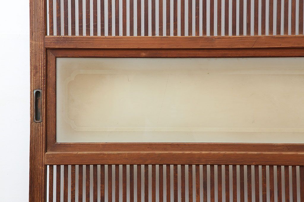 アンティーク建具　和製アンティーク　昭和初期　桟が存在感を放つ格子戸2枚セット(ガラス帯戸、引き戸、建具)(R-036770)