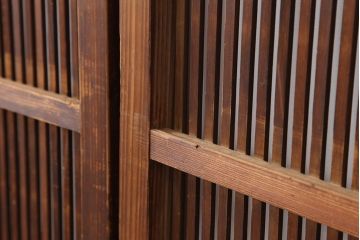 アンティーク建具　和製アンティーク　昭和初期　桟が存在感を放つ格子戸2枚セット(ガラス帯戸、引き戸、建具)(R-036770)