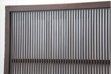 アンティーク建具　明治大正期　レトロな雰囲気が魅力の格子戸4枚セット(建具、引き戸)(R-036772)