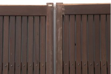 アンティーク建具　明治大正　レトロな雰囲気が魅力の平格子戸2枚セット(建具、引き戸)(R-036774)