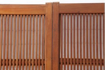 アンティーク建具　腰板ケヤキ　裏障子付き　桟が存在感を放つ格子戸2枚セット(ガラス帯戸、引き戸、建具)(R-036782)