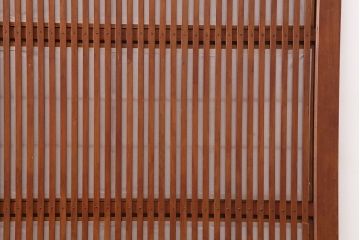 アンティーク建具　腰板ケヤキ　裏障子付き　桟が存在感を放つ格子戸2枚セット(ガラス帯戸、引き戸、建具)(R-036782)