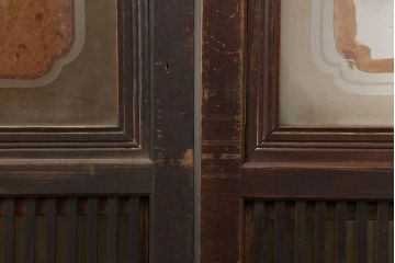 アンティーク建具　腰板ケヤキ材　裏ガラス入り　和の雰囲気高める格子戸2枚セット(ガラス帯戸、引き戸、建具)(R-036783)