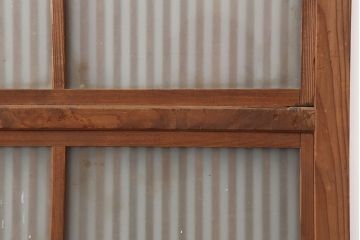アンティーク建具　昭和中期　裏ガラス付き　和モダンなインテリアにおすすめな格子戸2枚セット(建具、引き戸)(R-036788)