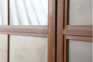 アンティーク建具　昭和初期　裏ガラス付き　腰板欅(ケヤキ)材　格子戸4枚セット(建具、引き戸)(R-036800)