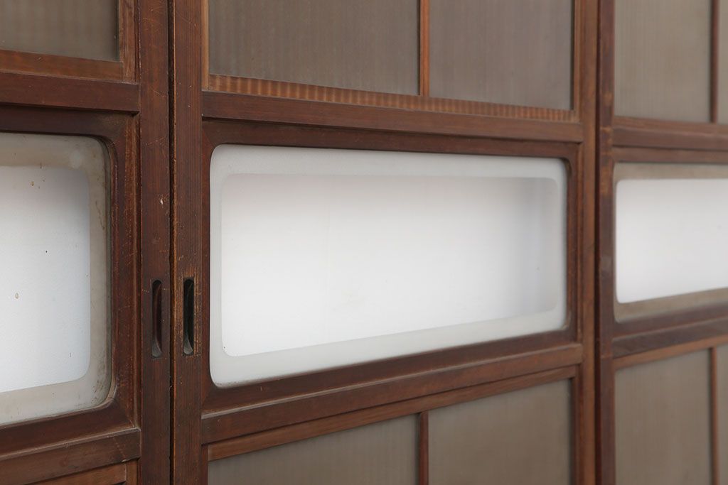 アンティーク建具　昭和初期　裏ガラス付き　腰板欅(ケヤキ)材　格子戸4枚セット(建具、引き戸)(R-036800)