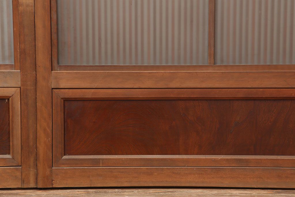 アンティーク建具　昭和初期　裏ガラス付き　腰板欅(ケヤキ)材　格子戸4枚セット(建具、引き戸)(R-036800)