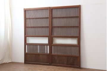 アンティーク建具　昭和初期　上品な和の空間づくりにおすすめな格子戸2枚セット(建具、引き戸)(R-036803)