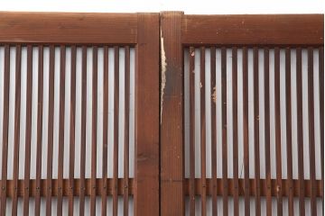 アンティーク建具　昭和初期　上品な和の空間づくりにおすすめな格子戸2枚セット　(R-036804)