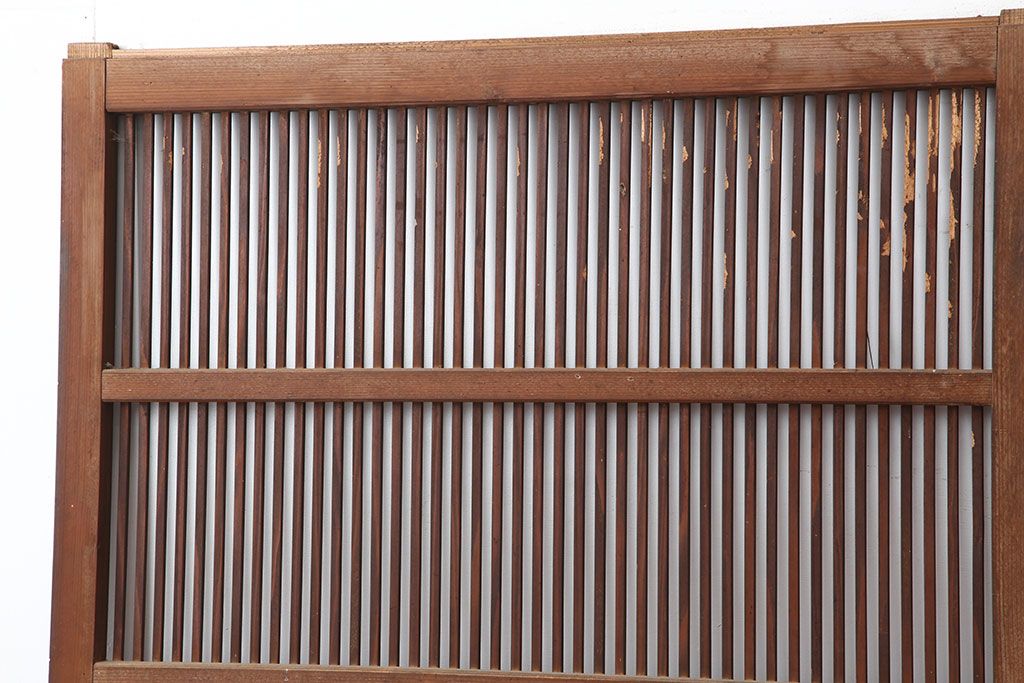 アンティーク建具　昭和初期　上品な和の空間づくりにおすすめな格子戸2枚セット　(R-036804)