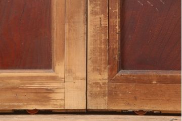 アンティーク建具　裏障子付き　腰板ケヤキ材　上品な和の空間づくりにおすすめな格子戸2枚セット(建具、引き戸)(R-036811)