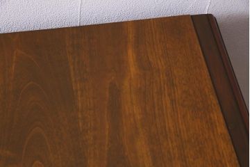 アンティーク家具　和製アンティーク　脚付リメイク　桃の取っ手の箪笥リビングボード(ローボード、テレビ台、チェスト、タンス)(R-036815)