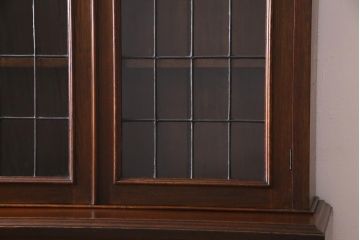 アンティーク家具　ステンドグラスが上品なイギリスアンティークのオーク材製ブックケース(カップボード、収納棚、キャビネット)(R-036817)