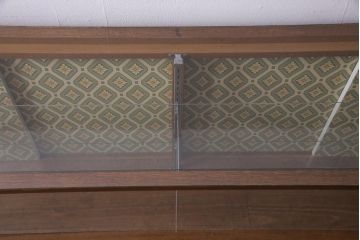 ビンテージ家具　ペイント　レトロな雰囲気がお洒落なガラスケース(ショーケース、陳列棚、ヴィンテージ)