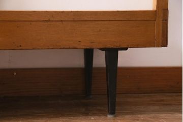 ビンテージ家具　ペイント　レトロな雰囲気がお洒落なガラスケース(ショーケース、陳列棚、ヴィンテージ)