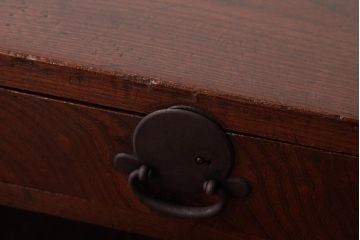 アンティーク家具　総ケヤキ材　天板一枚板　和の風情あふれる上質な両袖文机(両袖机、帳場机)
