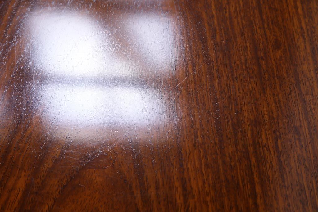 中古　民芸家具　花梨材　格式の高い空間の演出する国産の座卓(ローテーブル、カリン材)(R-036823)