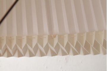 中古　松本民芸家具　和紙のシェードが情緒溢れるA型フロアスタンド(R-036824)