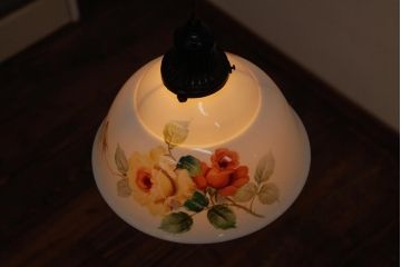 アンティーク家具　オールドノリタケ・則武(日陶)　ローズ(薔薇)　鮮やかな絵柄が目を引く電笠(天井照明、シェード)(R-036835)